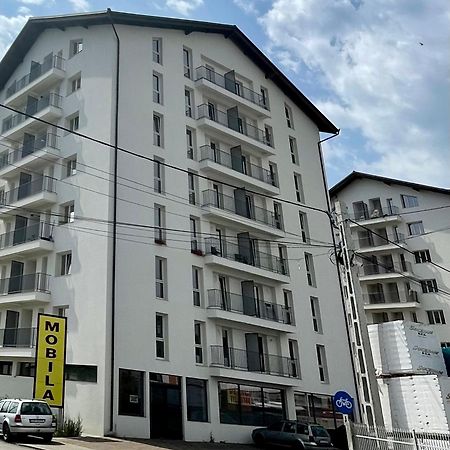 גורה הומורולווי Apartament - Housing21 מראה חיצוני תמונה