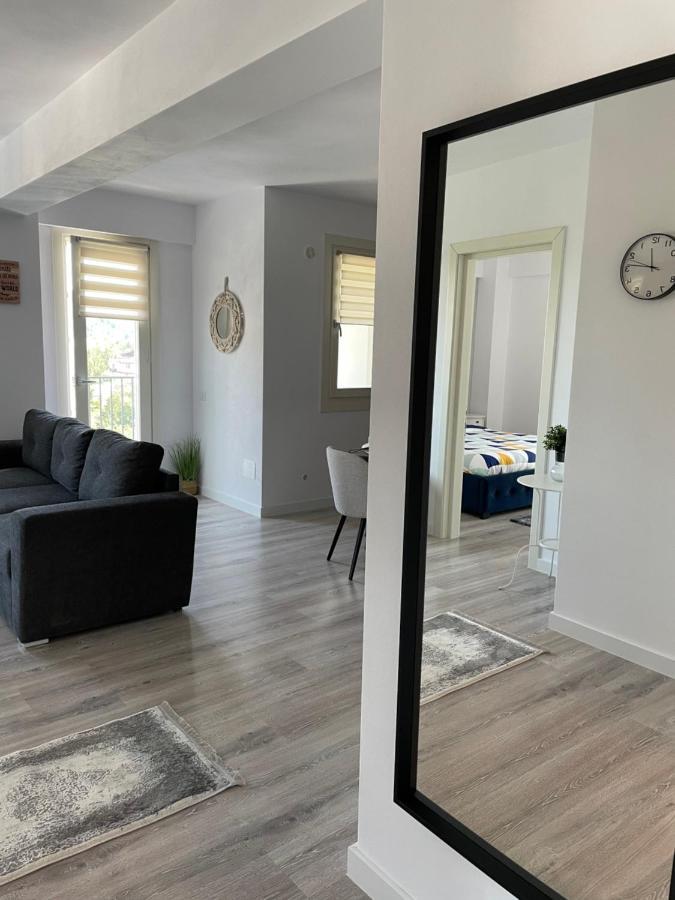 גורה הומורולווי Apartament - Housing21 מראה חיצוני תמונה